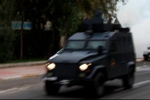 Cizre'de zırhlı polis aracının &ccedil;arptığı &ccedil;ocuk &ouml;ld&uuml;