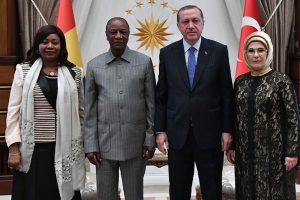 Cumhurbaşkanı Erdoğan Gineli mevkidaşıyla g&ouml;r&uuml;şt&uuml;