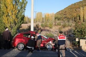 Konya'daki kazada ilkokulun kadın m&uuml;d&uuml;r vekili &ouml;ld&uuml;