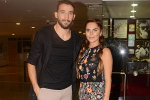 Mehmet Topal ve &uuml;nl&uuml;lerden 'İyilik Ağacı'