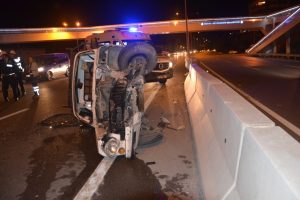 Bursa&nbsp;Mudanya'da trafik kazası 2 kişi yaralandı