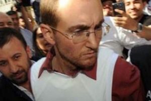 Atalay Filiz'in &ouml;ld&uuml;rd&uuml;ğ&uuml; gencin babası son anda taraf değiştirmiş