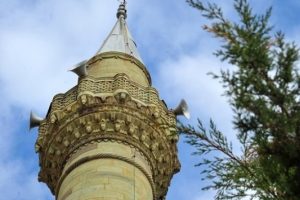Cami minaresini hatıra olarak g&ouml;t&uuml;rm&uuml;şler!