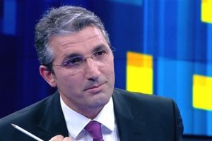 ''Darbeye tiyatro diyen işin i&ccedil;indedir''