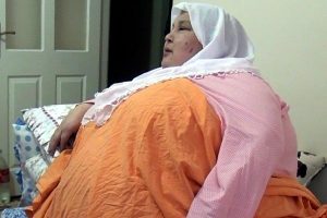 300 kilo ağırlığındaki kadın hastane yatağı istiyor