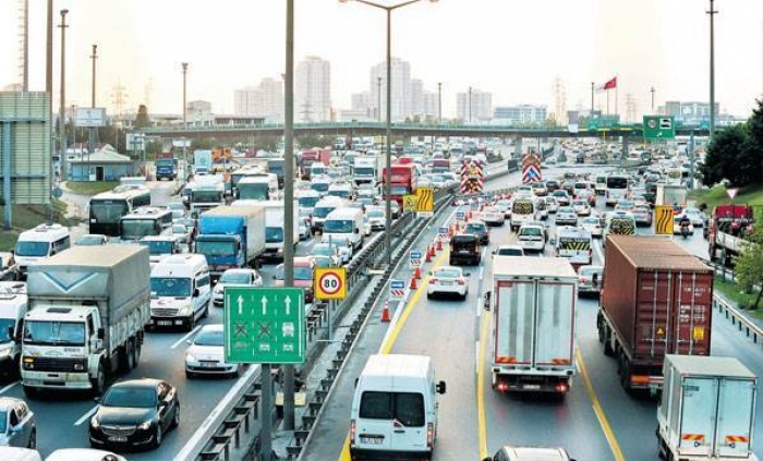 Bakan Arslan'dan Mahmutbey'i rahatlatacak devlet yolu a&ccedil;ıklaması