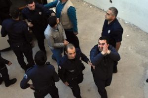 Komutanlıktaki FET&Ouml; operasyonunda 29 tutuklama