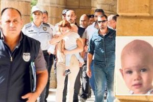 Taşıyıcı anne &ccedil;ocuğunu ka&ccedil;ırdı!