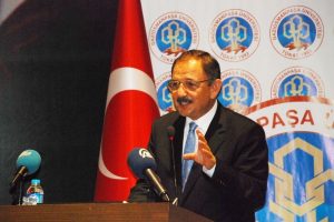 "D&uuml;nyayı kirletenler, &ccedil;evre anlaşmalarına imza atmıyor"