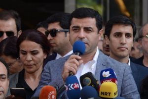 Demirtaş: İspatlayın, istifa edelim