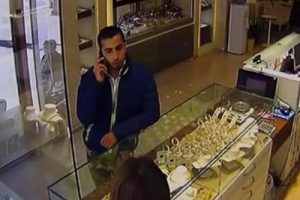 Darbe fırsat&ccedil;ılığıyla telefon dolandırıcılığına 1 tutuklama