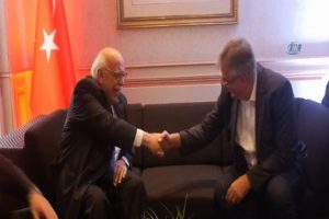 Paris'te turizm sekt&ouml;r&uuml;n&uuml; ilgilendiren g&ouml;r&uuml;şme