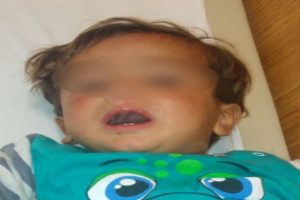 Suriyeli anne &ccedil;ocuğunu sokağa bırakıp ka&ccedil;tı