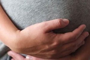 Evlendiği kız d&uuml;ğ&uuml;n gecesi 5 aylık hamile &ccedil;ıktı