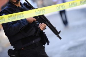 O ili kana bulayacaklardı: D&uuml;zeneklerle yakalandılar