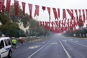 İstanbul'da bazı yollar trafiğe kapatıldı