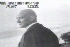 Atat&uuml;rk'&uuml;n katıldığı son 29 Ekim kutlamasının g&ouml;r&uuml;nt&uuml;leri yayınlandı