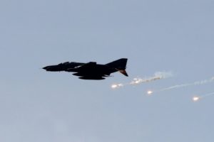 Yemen'e hava saldırısı: 17 &ouml;l&uuml;