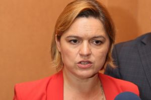 CHP'li B&ouml;ke'den B&uuml;lent Tezcan'a saldırıyla ilgili a&ccedil;ıklama