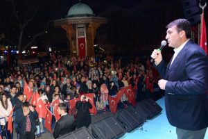 Bursa Osmangazi, Cumhuriyeti Demokrasi Meydanı'nda kutladı