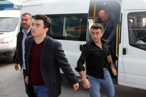 Pilotlara y&ouml;nelik FET&Ouml; operasyonunda g&ouml;zaltı sayısı 63'e y&uuml;kseldi