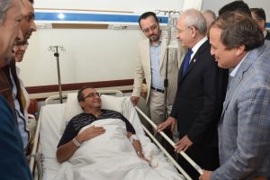 Kılı&ccedil;daroğlu, Tezcan'ı ziyaret etti