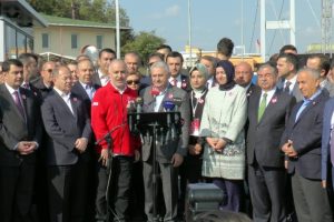 Başbakan Yıldırım kan verme kampanyasına katıldı