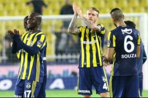 Fenerbah&ccedil;e 1702 g&uuml;n sonra 5 fark attı