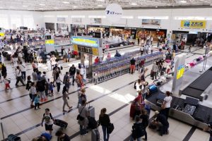 Sadece havayolunda 10 aylık kayıp 4,5 milyon turist