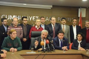 CHP Bursa İl Başkanı &Ouml;zdemir: M&uuml;cadelemizi sonuna kadar s&uuml;rd&uuml;receğiz