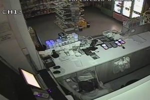 &Ccedil;aldıkları paralarla uyuşturucu partisi yapmışlar
