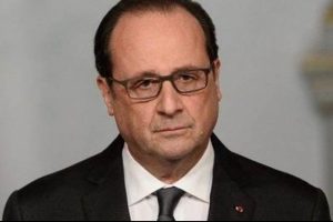 Hollande'dan halkına "gelemeyecekler" s&ouml;z&uuml;