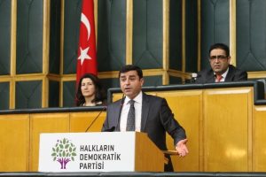 HDP: "Kayyum darbesi, halk iradesinin gasp edilmesidir"