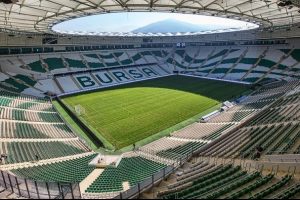 Katarlı ve Suudi Arabistanlı işadamları Timsah Arena'nın isim hakkı i&ccedil;in geliyor