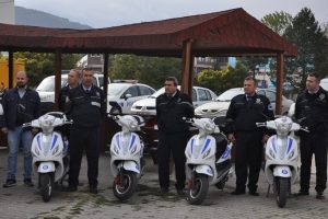 Bursa İneg&ouml;l emniyetine hibe ara&ccedil; desteği