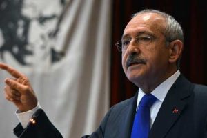 CHP lideri belediye başkanlarını topluyor
