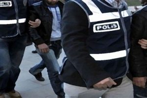18 sağlık &ccedil;alışanı tutuklandı