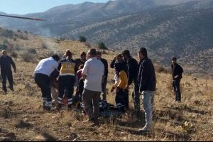Yaralının yeri, ambulans helikoptere dumanla bildirildi