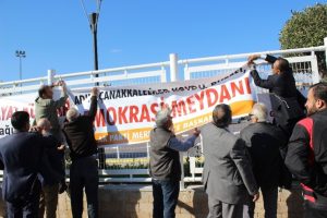 AK Parti demokrasi şehitleri i&ccedil;in talep etti, CHP 'hayır' dedi