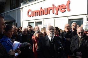 Cumhuriyet gazetesi soruşturmasına 3 savcı daha atandı