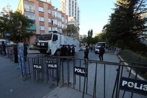 HDP Genel Merkezi &ouml;n&uuml;nde g&uuml;venlik &ouml;nlemleri artırıldı