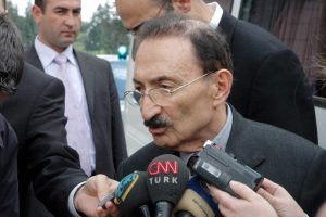 Bug&uuml;n B&uuml;lent Ecevit'in &ouml;l&uuml;m yıl d&ouml;n&uuml;m&uuml;