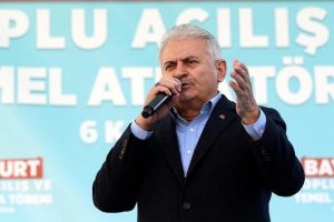 Başbakan'dan HDP'ye: Yol yakınken bu yanlıştan d&ouml;n&uuml;n
