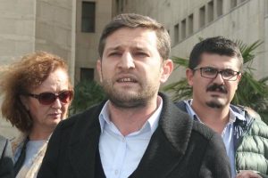 Bursa'da  2 avukatın g&ouml;zaltına alınmasına &Ccedil;HD'den tepki