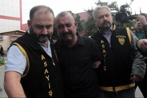 Eş katili koca "ciğerim yanıyor" diyerek g&ouml;zyaşı d&ouml;kt&uuml;