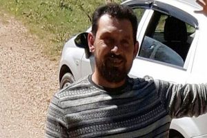 Kestiği ağacın altında can verdi