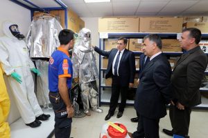 Vali K&uuml;&ccedil;&uuml;k'ten Bursa AFAD'a ziyaret