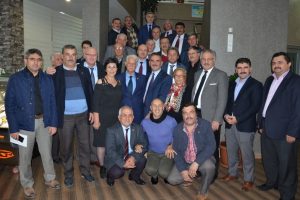 Bursa'nın Gemlik Belediye Başkanı Yılmaz muhtarlarla buluştu