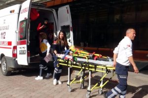 DEAŞ saldırısında yaralanan 10 kişi Kilis'e getirildi