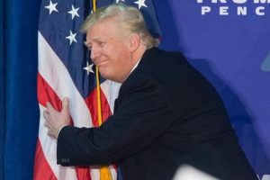 'Başkomutan' Trump n&uuml;kleer şifreleri de devralacak